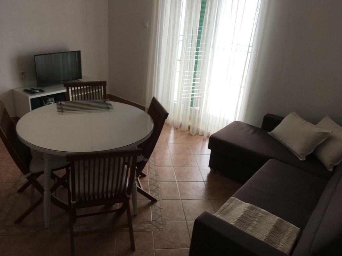 Apartments File Five Podgora Luaran gambar